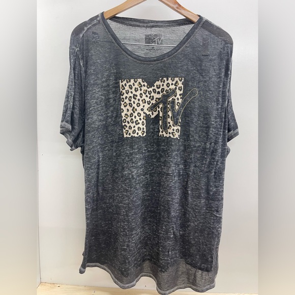 MTV Tops - MTV Black and Leopard Print Short Sleeve Tee
